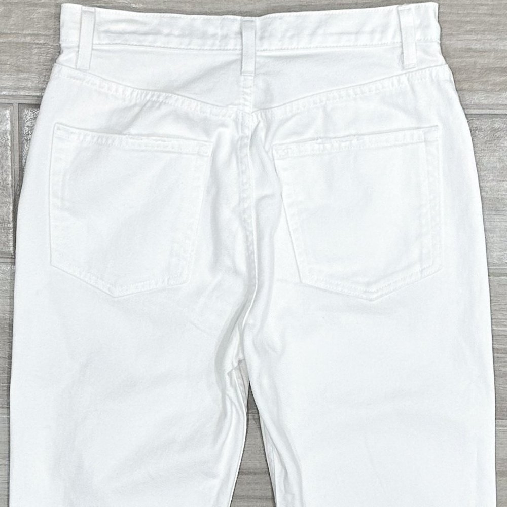 Reformation Cynthia High Rise Relaxed Fit Jeans in White Destroyed Denim Sz 27S - Picture 8 of 16